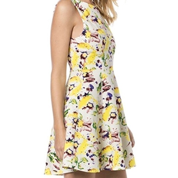 Miss Me Sleeveless Floral Skater Dress White Multi Color Size Medium NWT - Picture 3 of 5